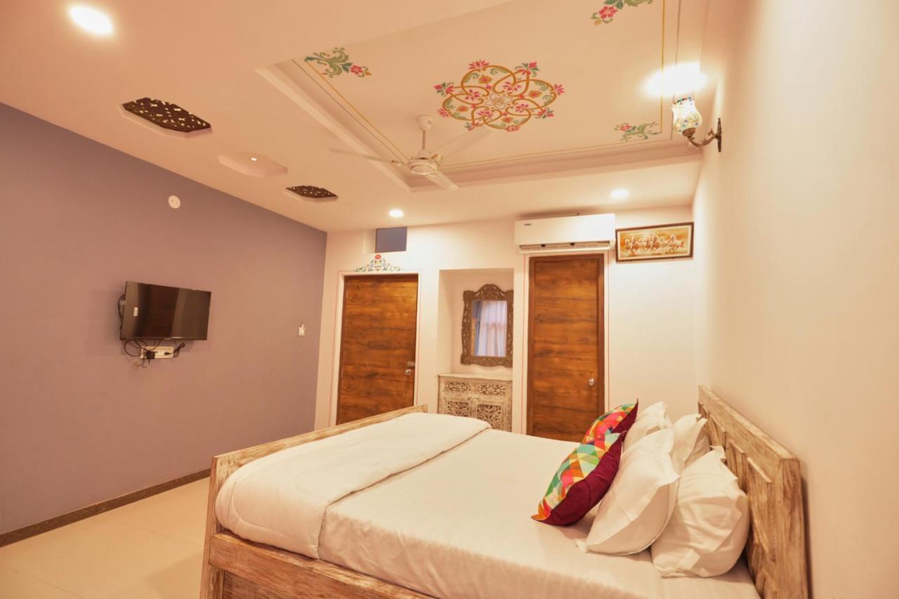 Neev Haweli Hotel อุเดเปอร์ ภายนอก รูปภาพ