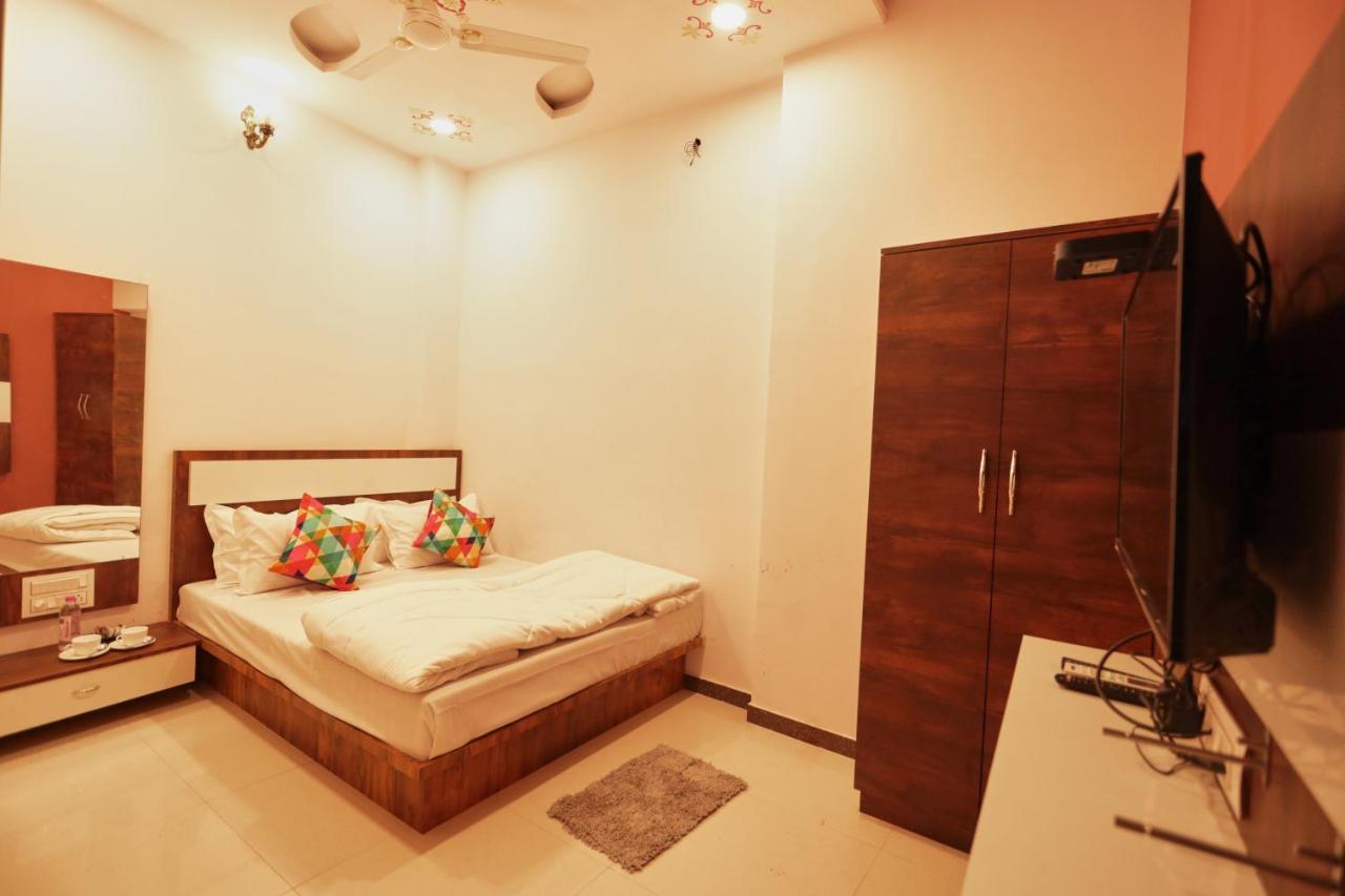 Neev Haweli Hotel อุเดเปอร์ ภายนอก รูปภาพ