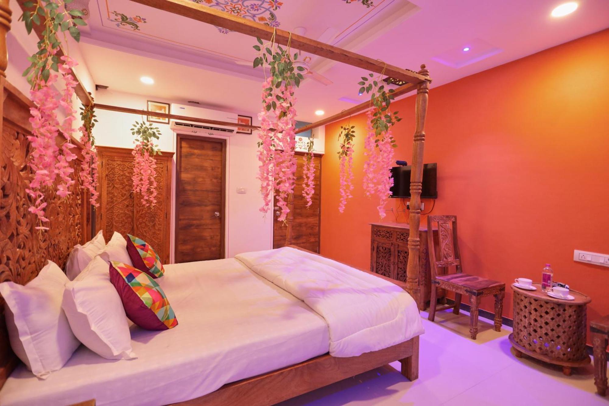 Neev Haweli Hotel อุเดเปอร์ ภายนอก รูปภาพ